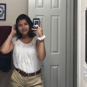 Meet your Posher, Alyssa